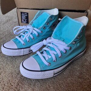 NWT! 9.5 Converse Chuck Taylor All Star High Top Sneaker
